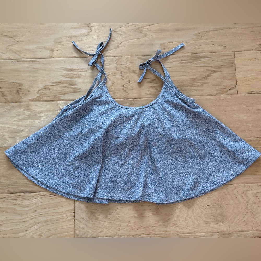 Kortni Jeane Swing Top, size medium.